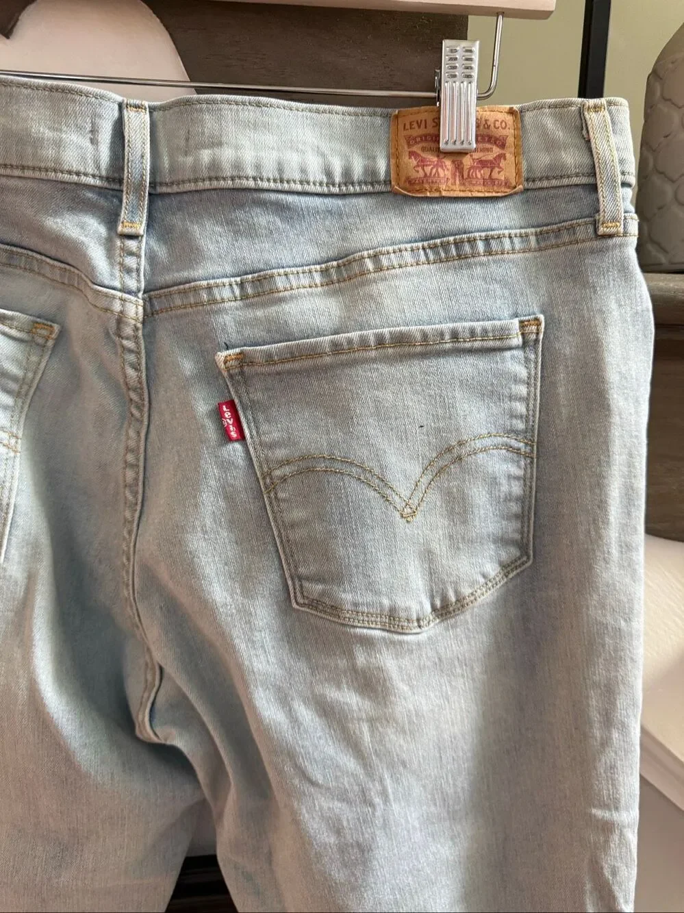 Levis measures 18